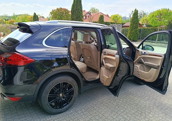 Porsche Cayenne cena 113160 przebieg: 136210, rok produkcji 2011 z Żerków małe 326